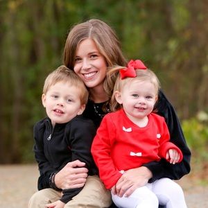 Meet your Posher, Alex & Anna